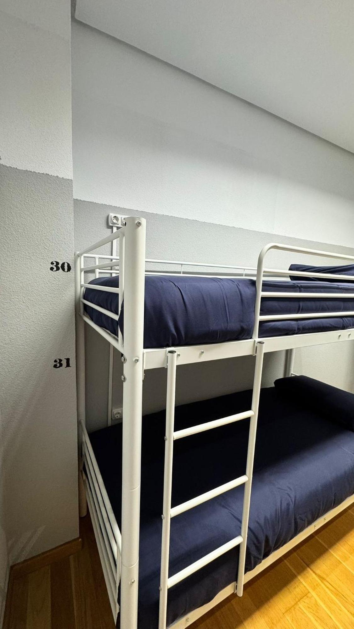 Hostel Puerta Del Angel Μαδρίτη Εξωτερικό φωτογραφία