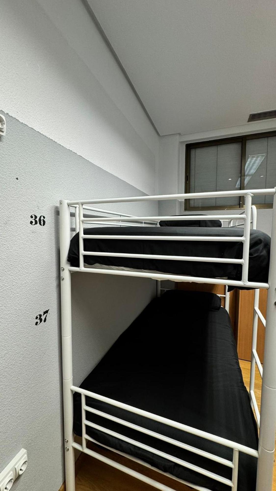 Hostel Puerta Del Angel Μαδρίτη Εξωτερικό φωτογραφία