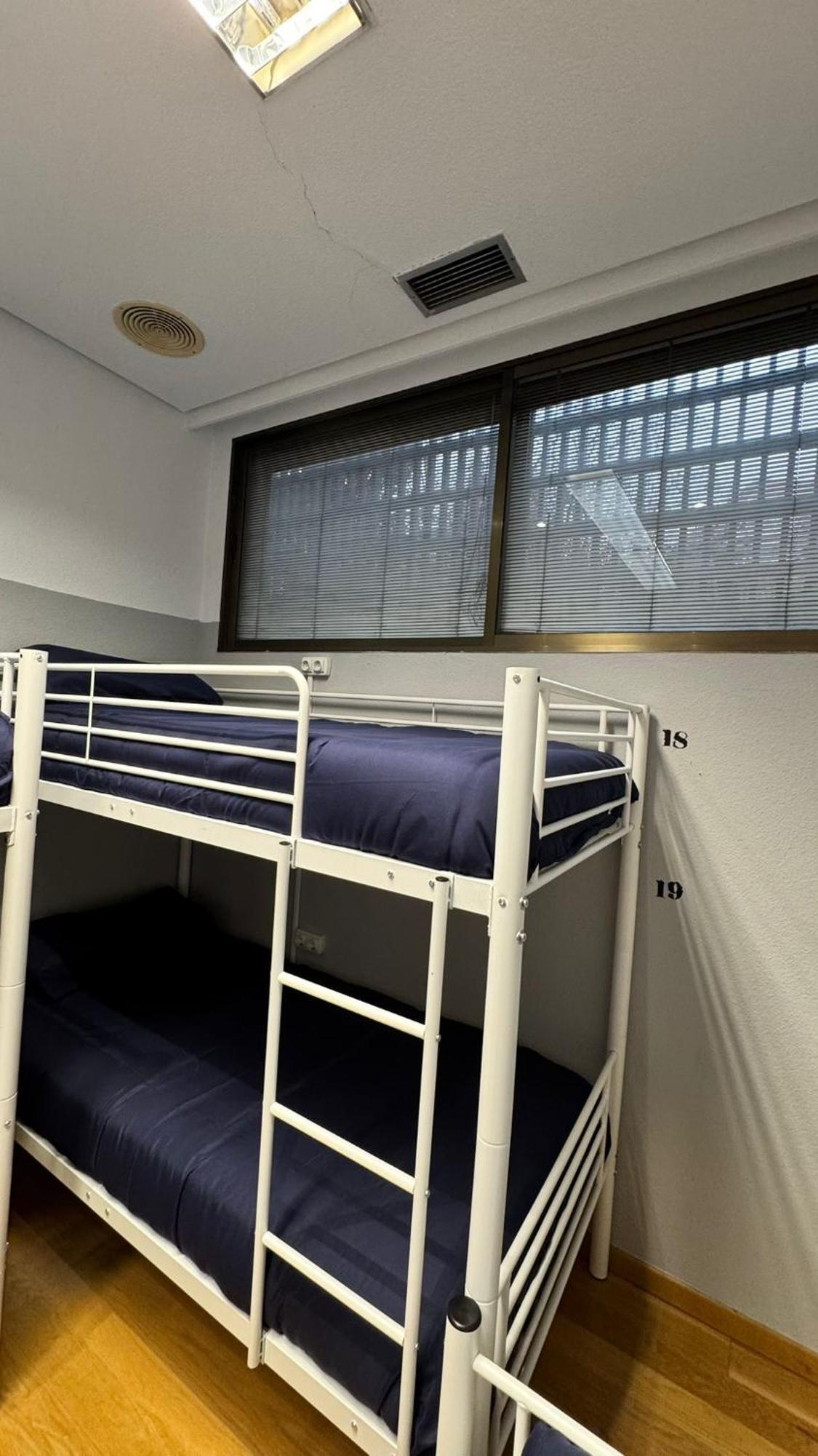 Hostel Puerta Del Angel Μαδρίτη Εξωτερικό φωτογραφία