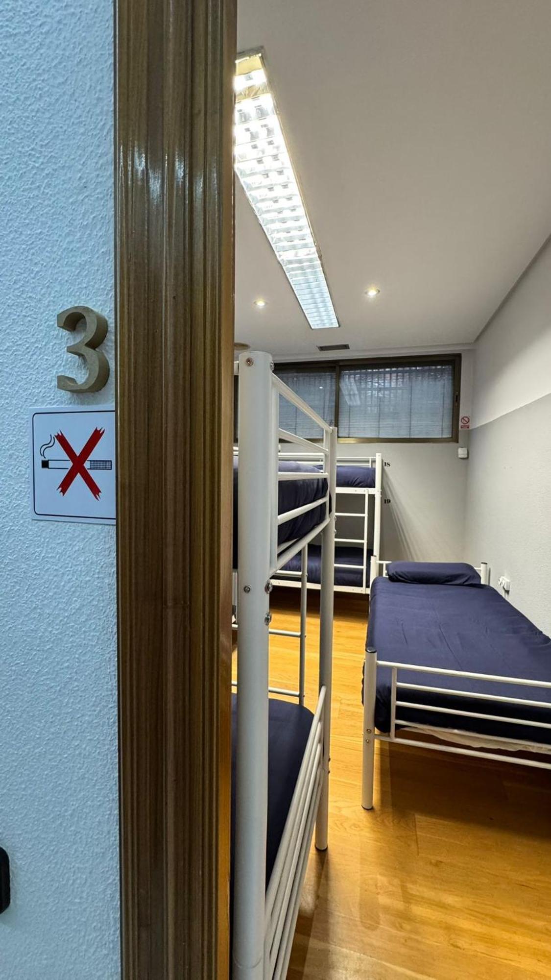 Hostel Puerta Del Angel Μαδρίτη Εξωτερικό φωτογραφία