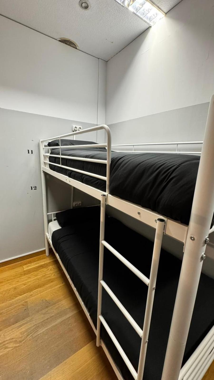 Hostel Puerta Del Angel Μαδρίτη Εξωτερικό φωτογραφία