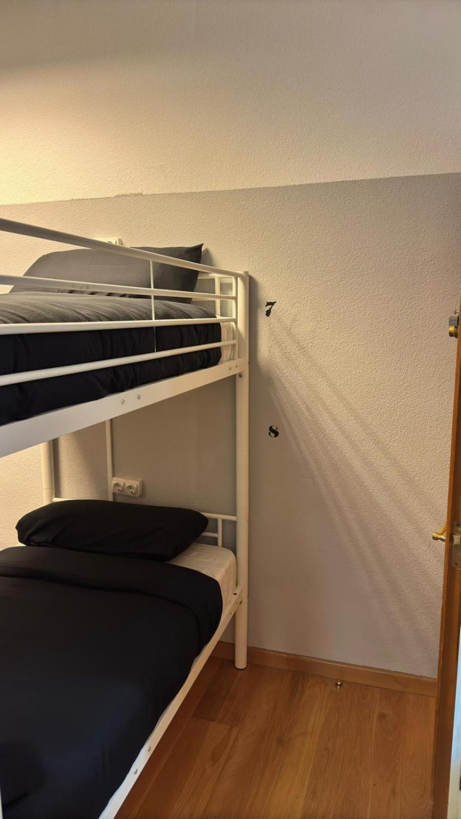 Hostel Puerta Del Angel Μαδρίτη Εξωτερικό φωτογραφία