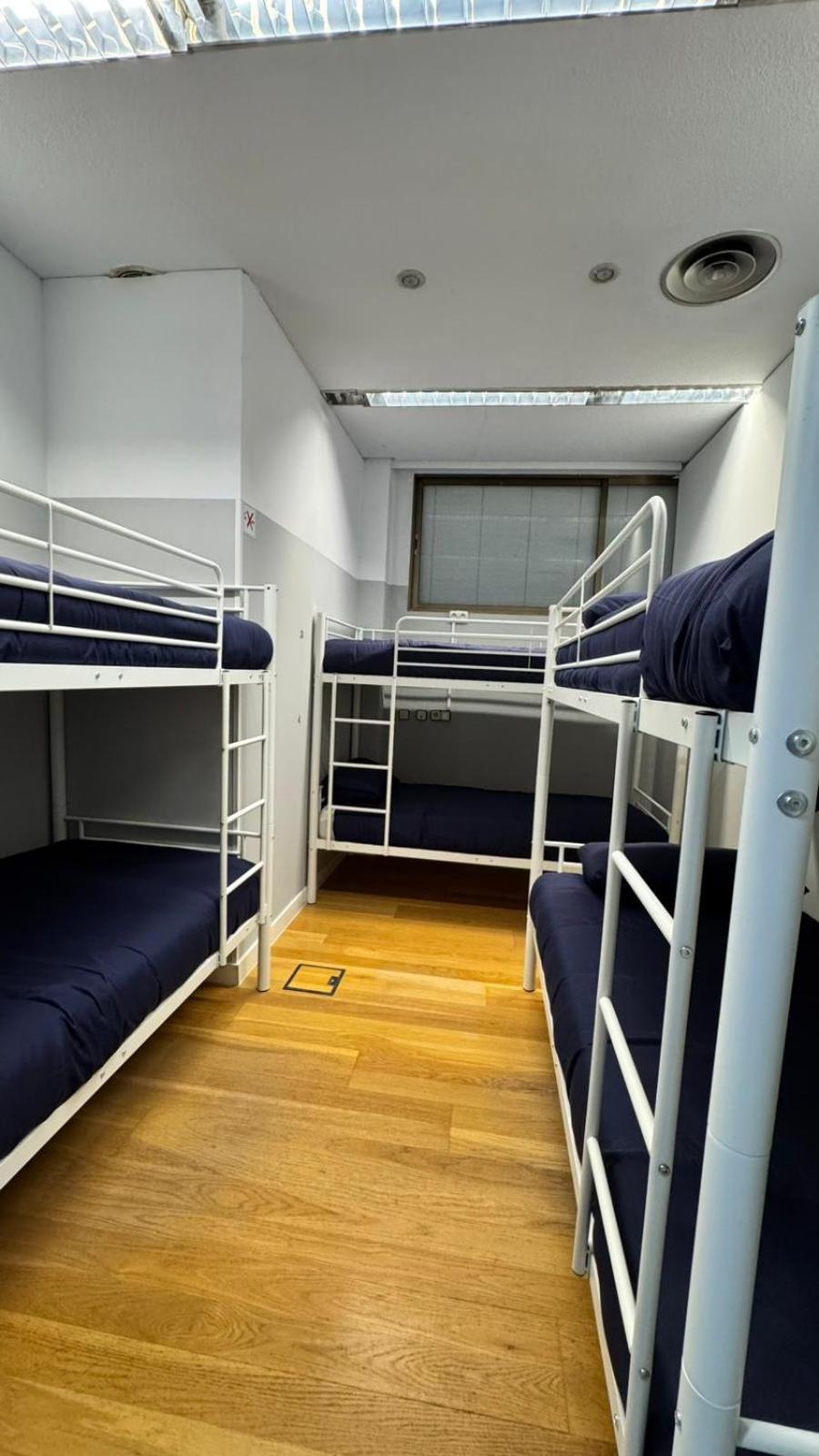 Hostel Puerta Del Angel Μαδρίτη Εξωτερικό φωτογραφία
