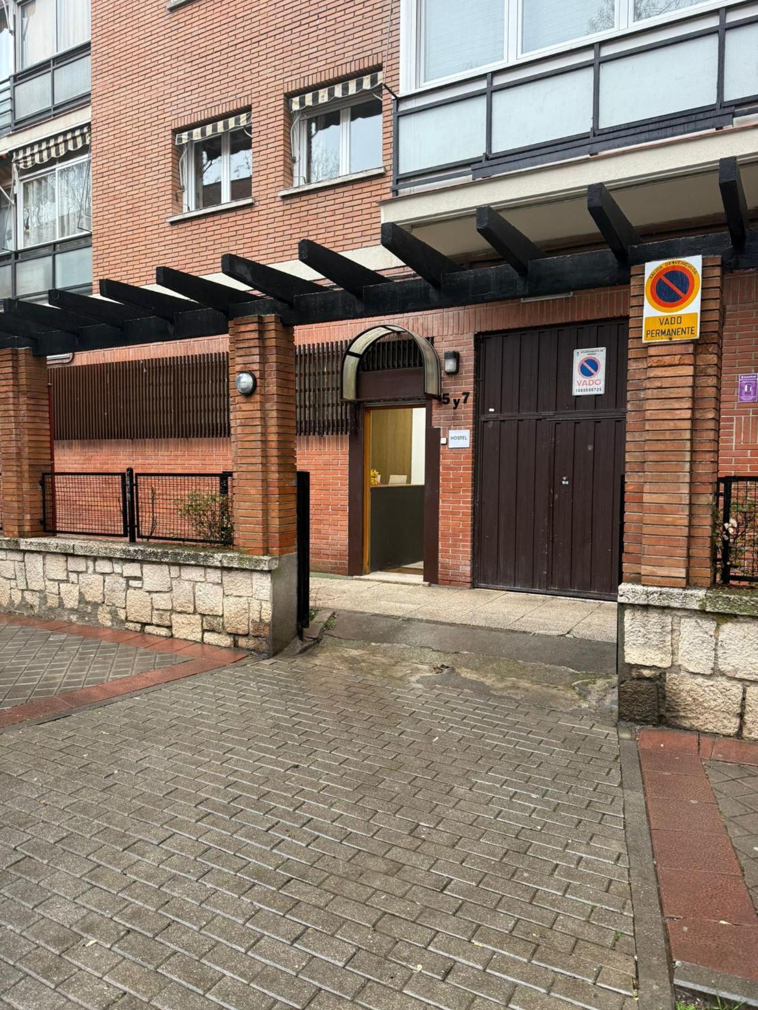 Hostel Puerta Del Angel Μαδρίτη Εξωτερικό φωτογραφία