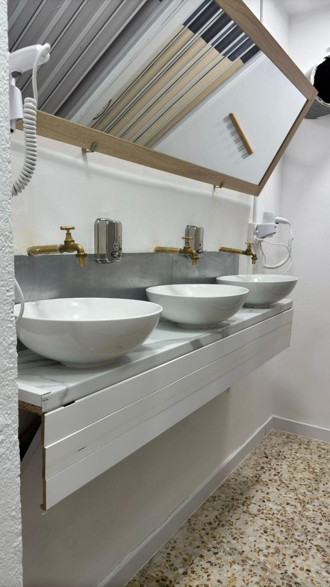 Hostel Puerta Del Angel Μαδρίτη Εξωτερικό φωτογραφία