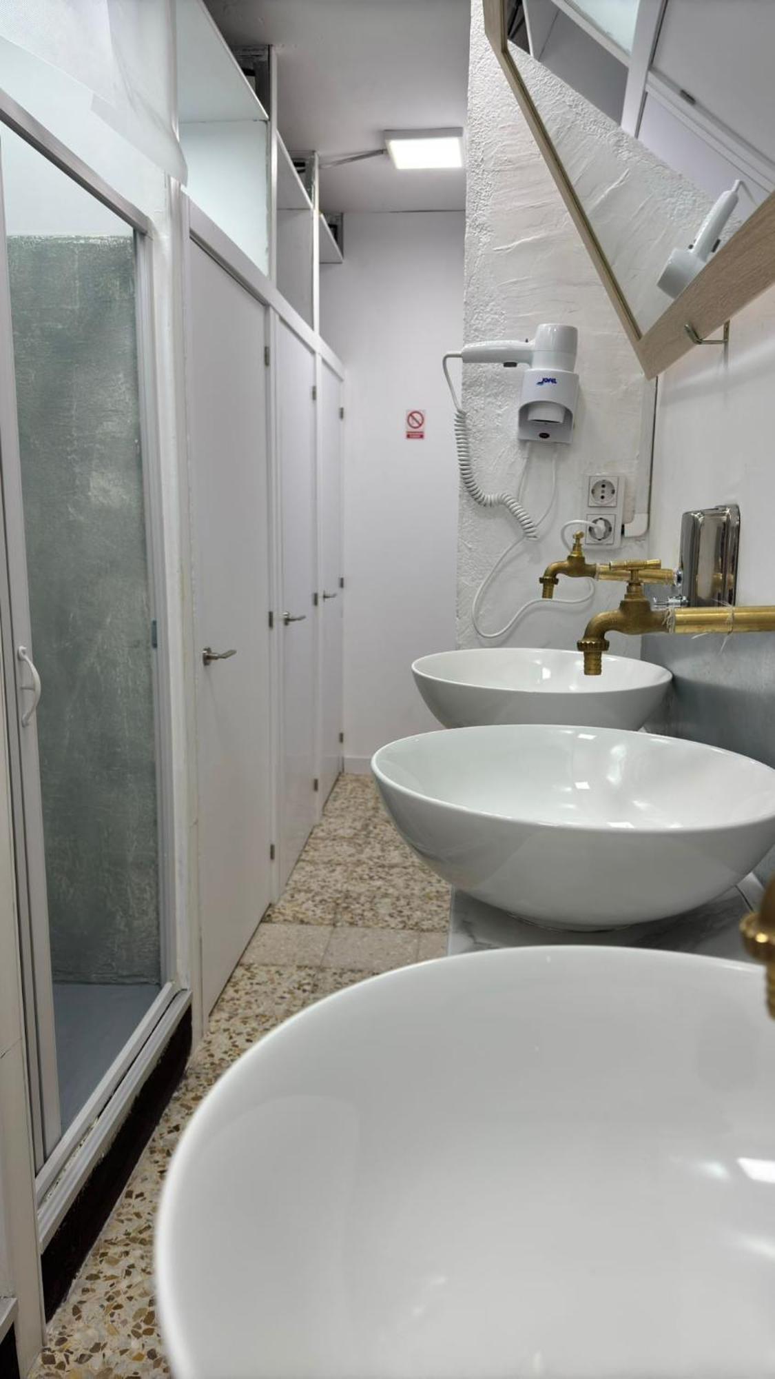 Hostel Puerta Del Angel Μαδρίτη Εξωτερικό φωτογραφία